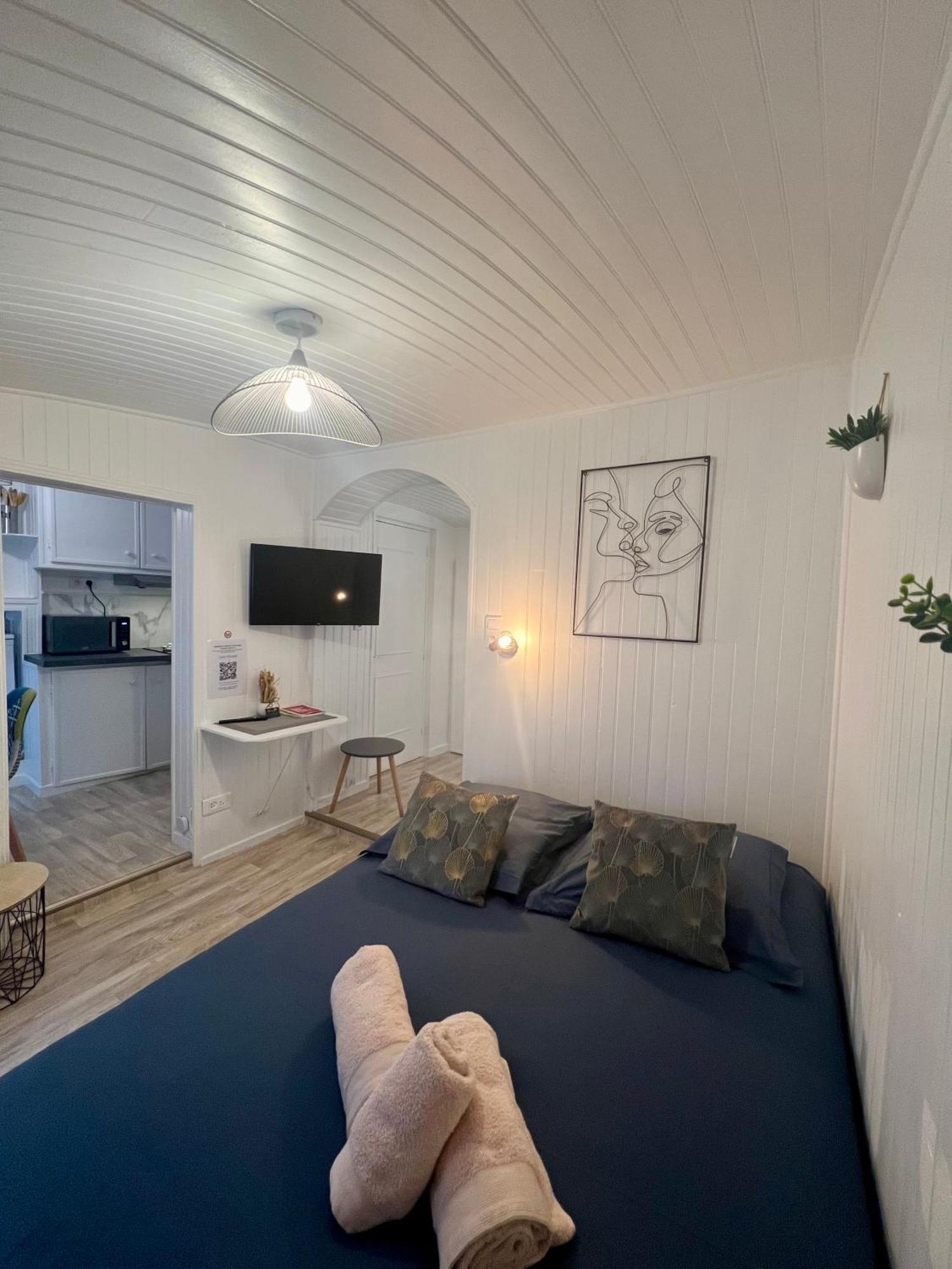 Casa Cloutiers #1, #2 & #3 - Jolis Studios - Emplacement Ideal Hyper Centre Brive المظهر الخارجي الصورة